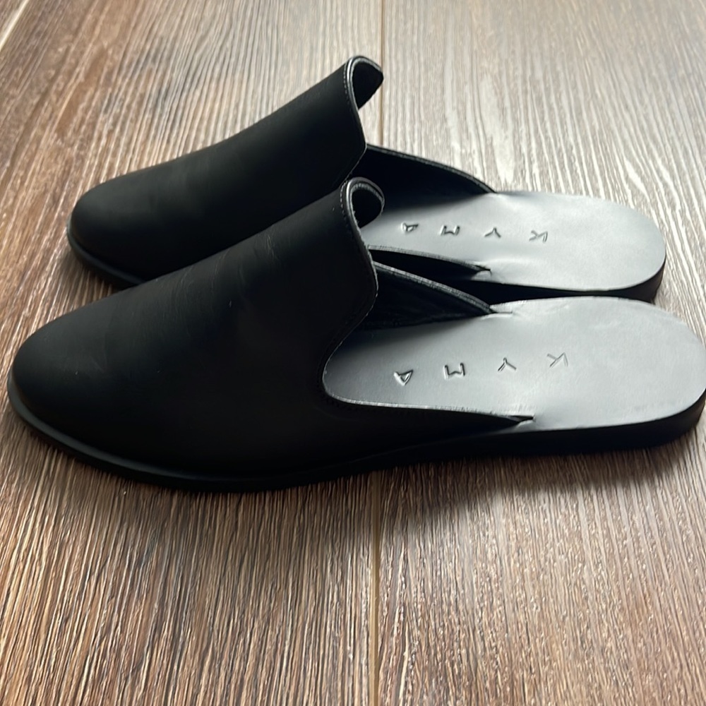 The Koroni slip on mule - Picture 5 of 10